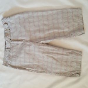 LADY HAGEN CAPRI GOLF PANTS GRAY PINK PLAID BREAST CANCER AWARENESS